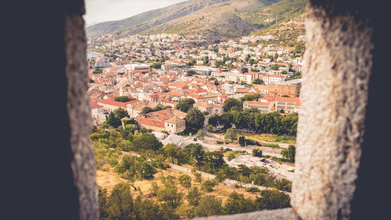 Apartments Mladenka Senj  Luaran gambar