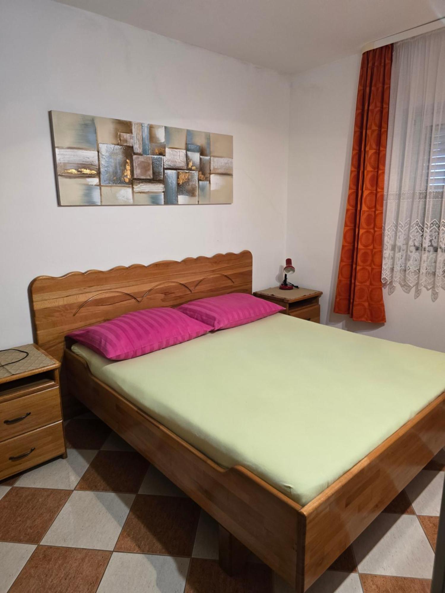 Apartments Mladenka Senj  Luaran gambar