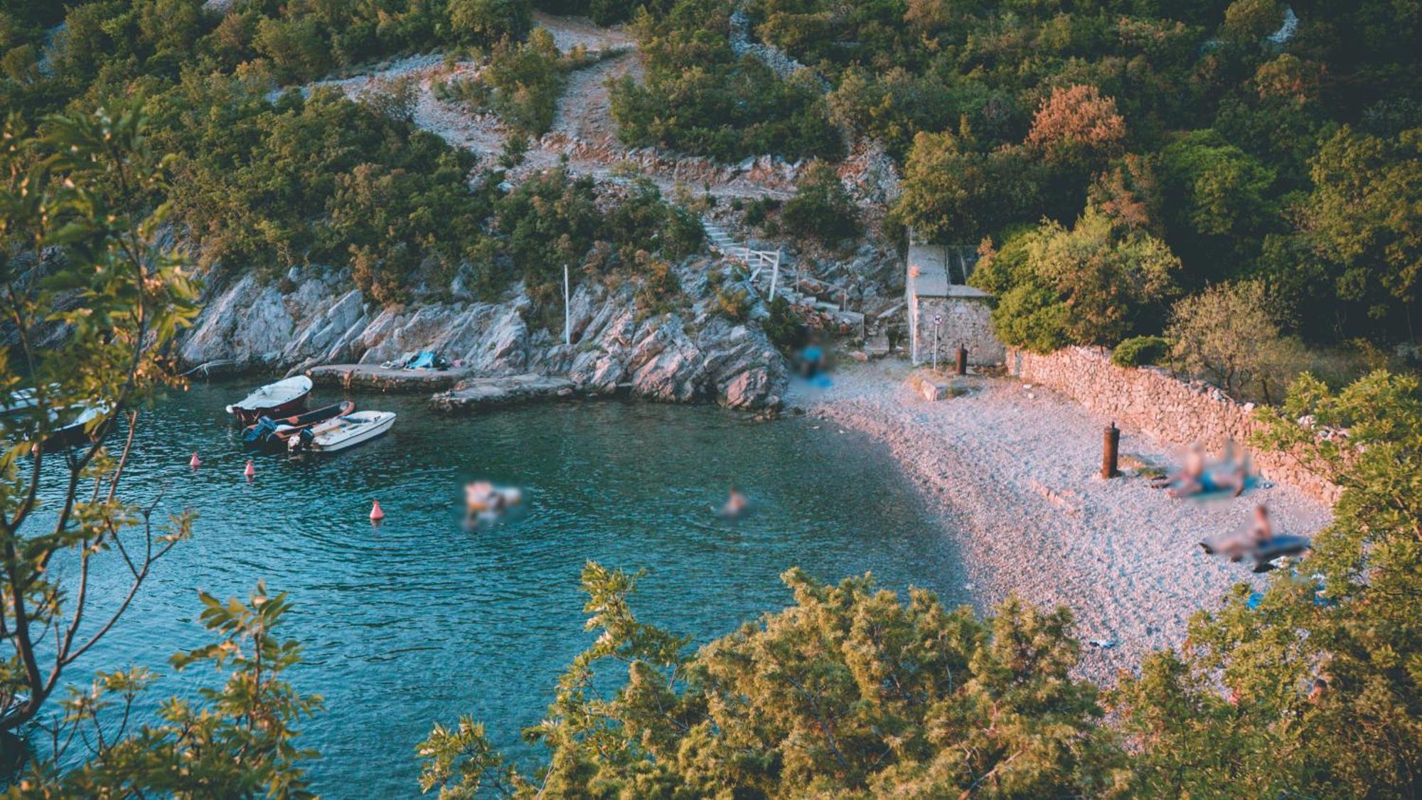 Apartments Mladenka Senj  Luaran gambar