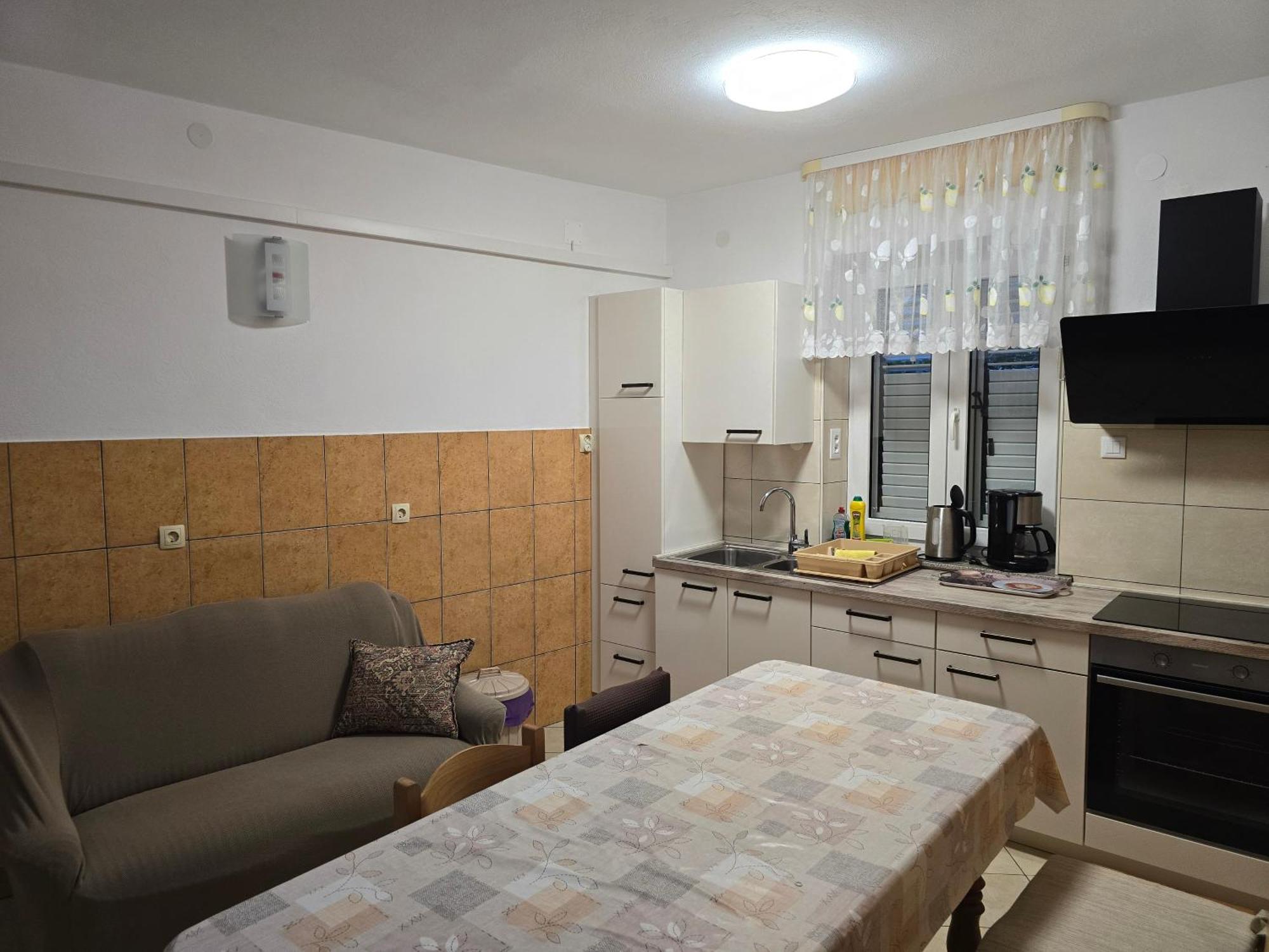 Apartments Mladenka Senj  Luaran gambar